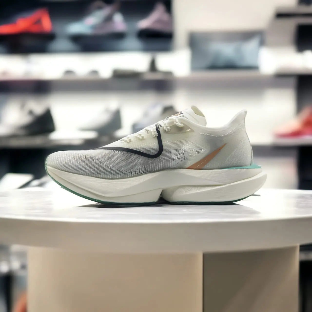 ET42837H-Z470 TAICHI UP30 3.0Eilte WHITE/GREEN White/Green - 213.PEAK