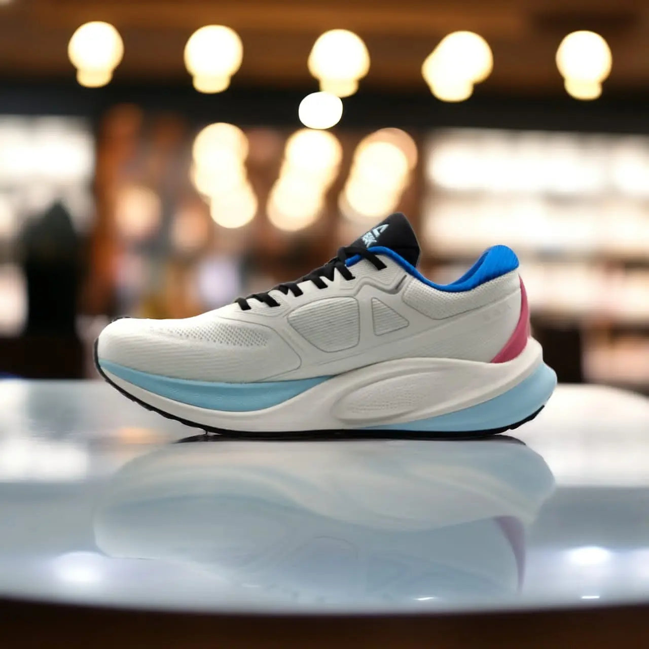 ET44241H-Z468	Running Shoes White/blue	WHITE/BLUE - 213.PEAK