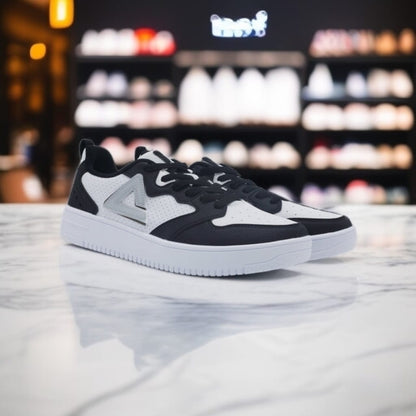 E242447B-1020	CULTURE  SHOES  WHITE/BLACK