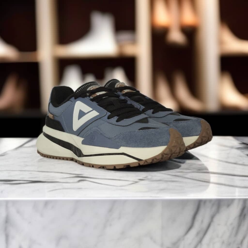 A1ET34387E-G120	RETRO CASUAL SHOES Dark blue / black